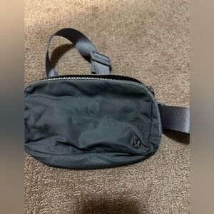 lululemon athletica Men's Gray Belt Bag